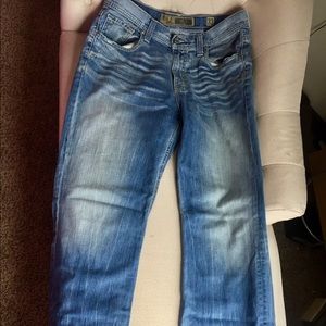 Tyler BKE distressed jeans size 33x32